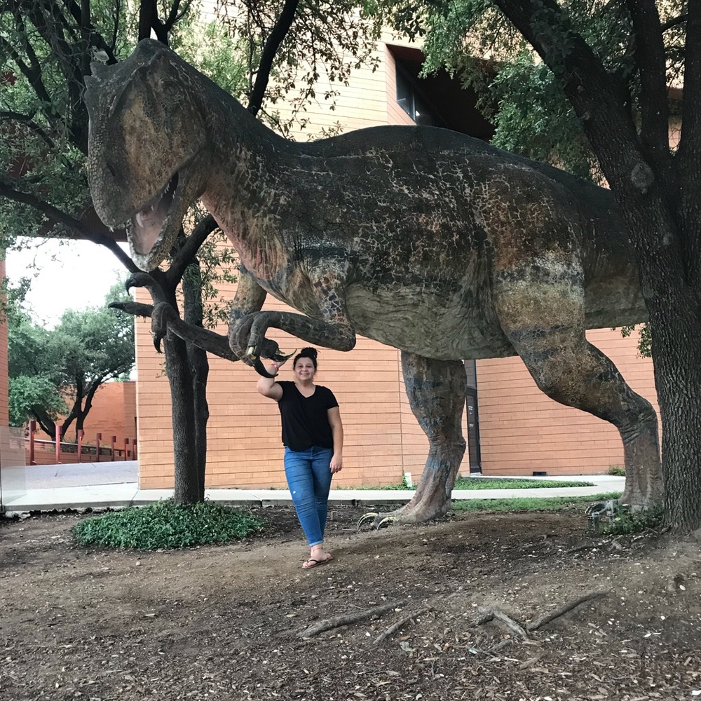 Meet your Posher, Abi